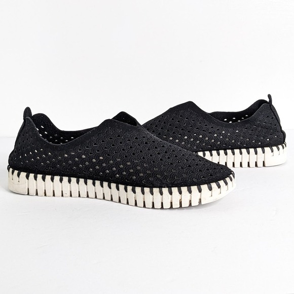 Ilse Jacobsen Shoes - Ilse Jacobsen Shoes Womens EU 41 Black Tulip Flats Sneakers Perforated Horbaek